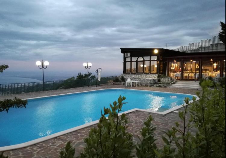 Hotel Santangelo Монте-Сант'Анджело Экстерьер фото