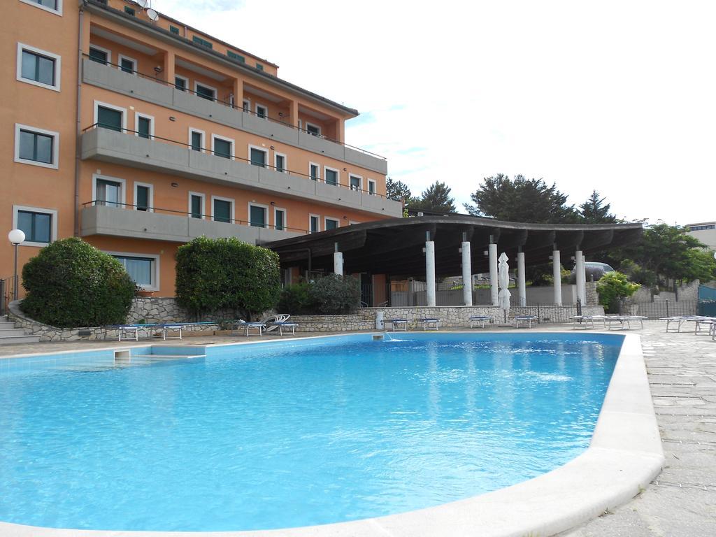 Hotel Santangelo Монте-Сант'Анджело Экстерьер фото